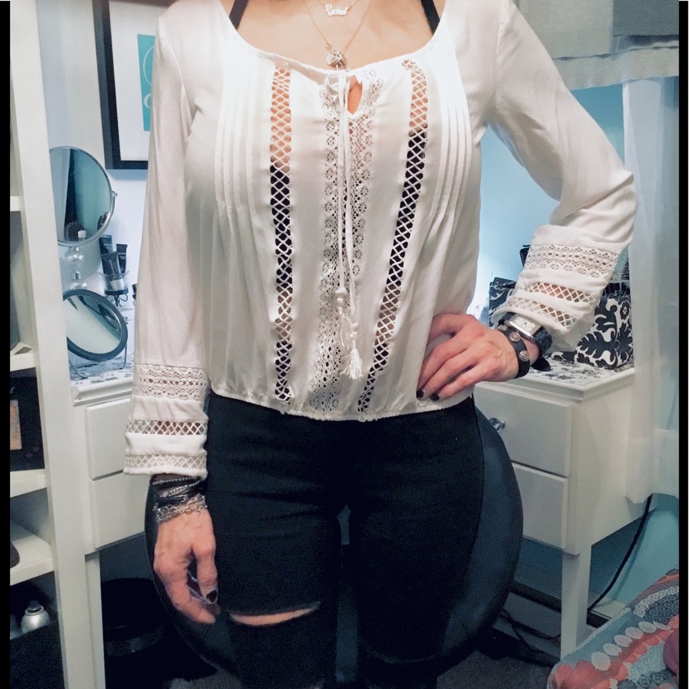 YOINS Tassel Tie Peasant Top